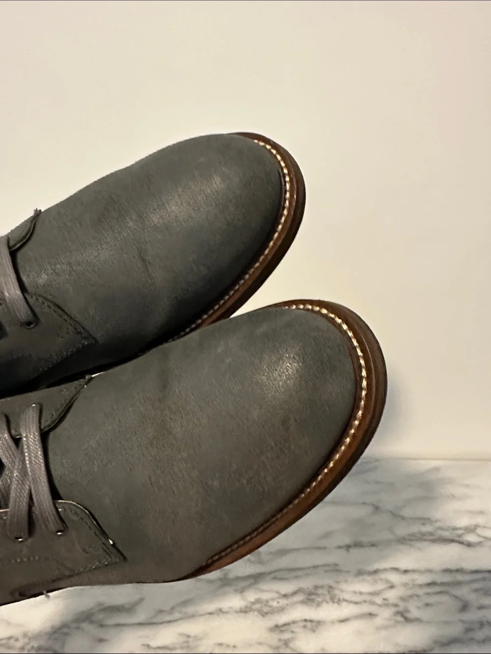 Banana Republic Arley Gray Suede Boots Ortholite men’s size 9.5 New no box